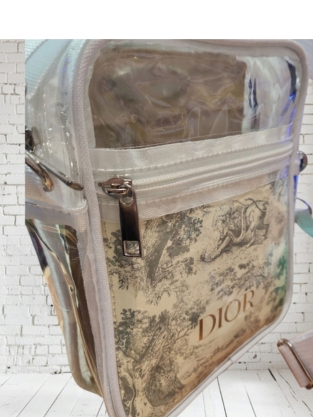 Dior Women's White Green Toile Crossbody Bag - Picture 7 of 14